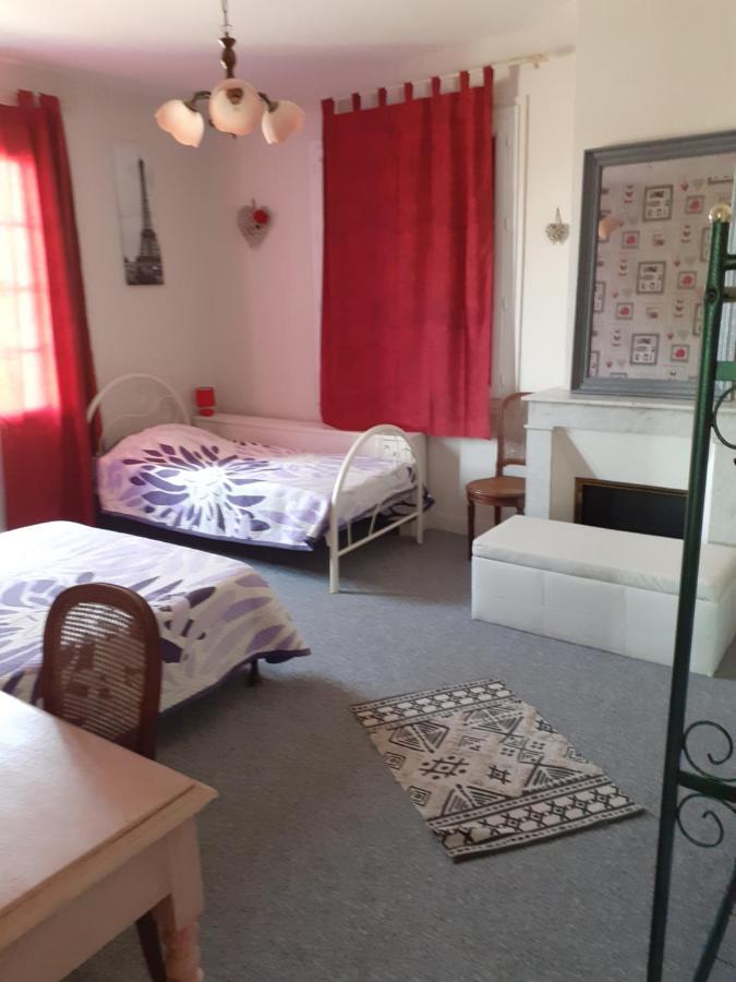 Ferienwohnung Pluie De Roses Royan Exterior foto