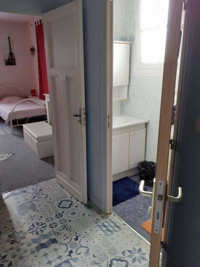 Ferienwohnung Pluie De Roses Royan Exterior foto
